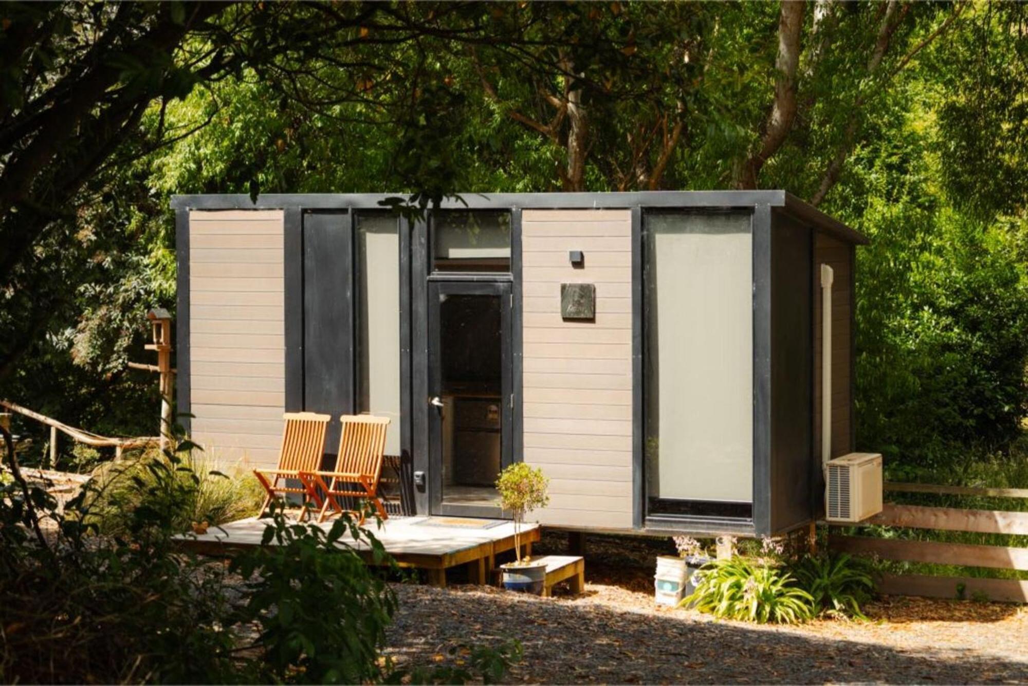 Tranquility Tiny House By Tiny Away Villa Owaka Eksteriør bilde